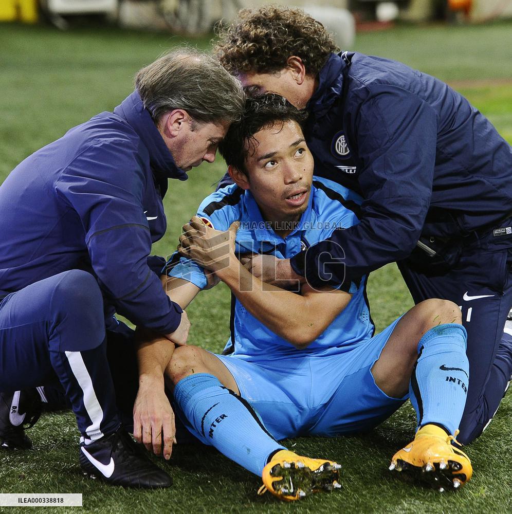 Inter's Nagatomo suffers dislocated shoulder