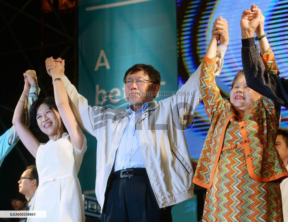 Taiwan's pro-China KMT loses mayoral elections