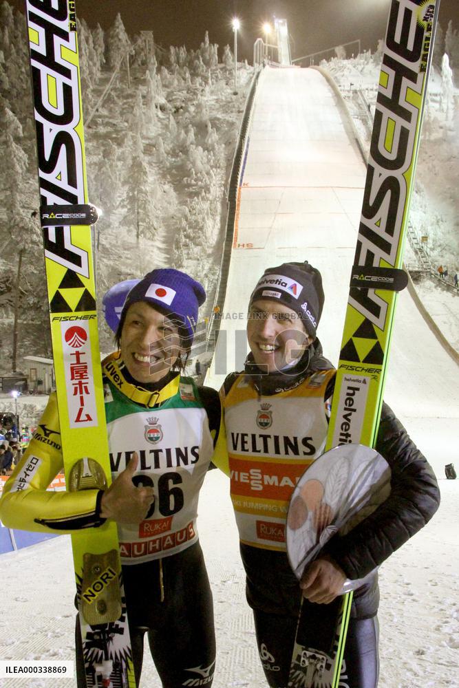 Japan's Kasai ties for gold with Amman at World Cup