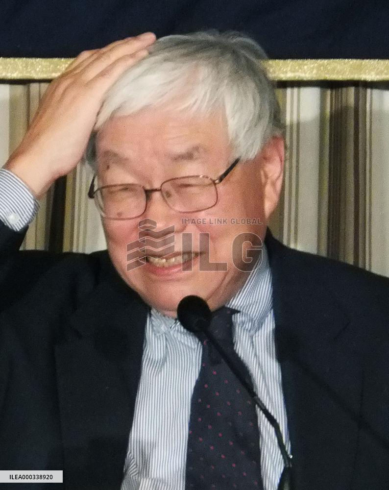 Special economic advisor to PM Abe speaks in Tokyo