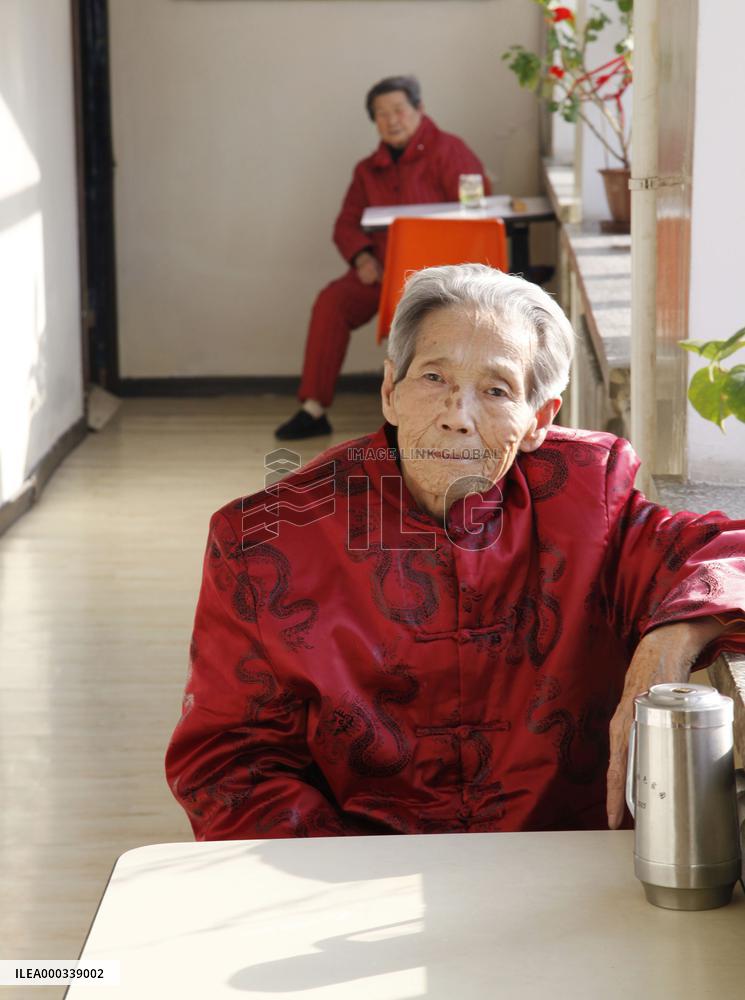 Addressing aging population becomes urgent in China