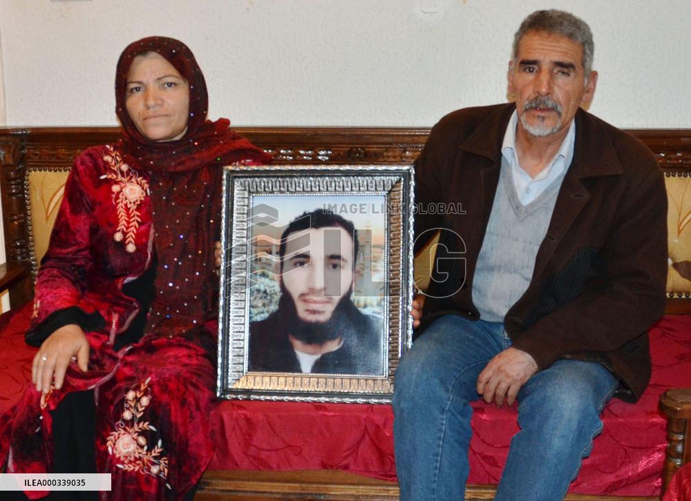 Tunisian parents lament death of their son in Syria