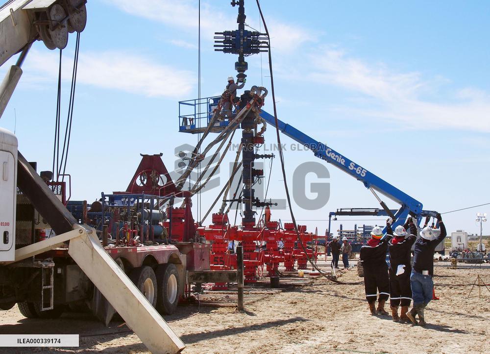 Shale oil at turning point amid falling crude prices