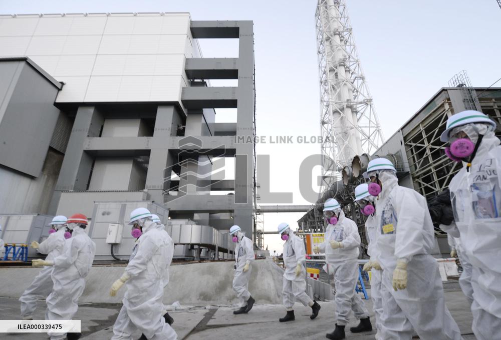 S. Korean team visits Fukushima nuclear power plant
