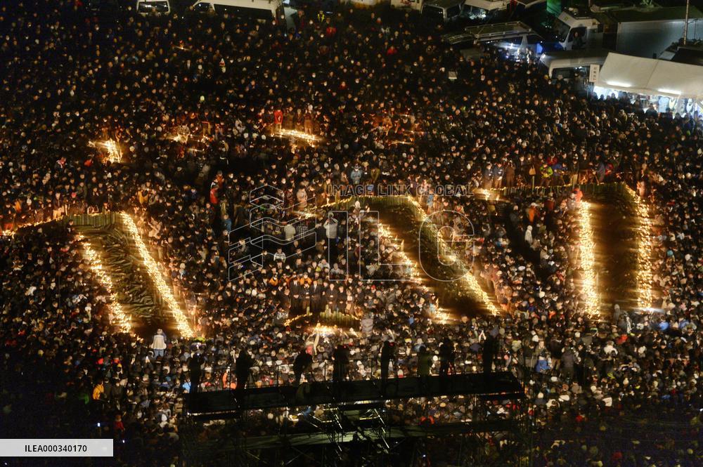Japan marks 20 years since Kobe quake