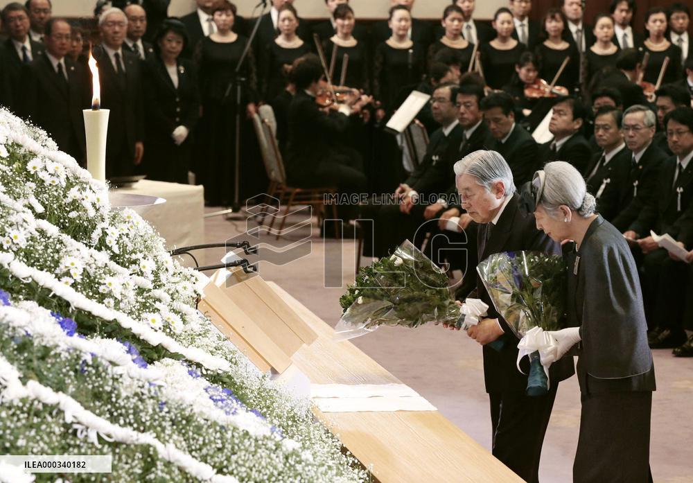Japan marks 20 years since Kobe quake