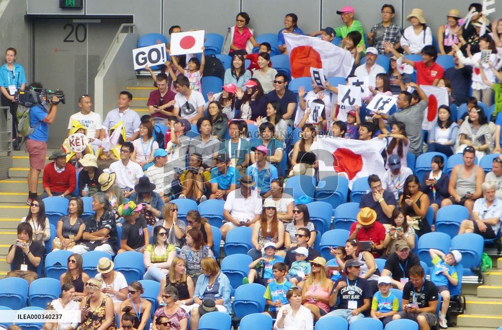 Nishikori wins 1st-round Australian Open match
