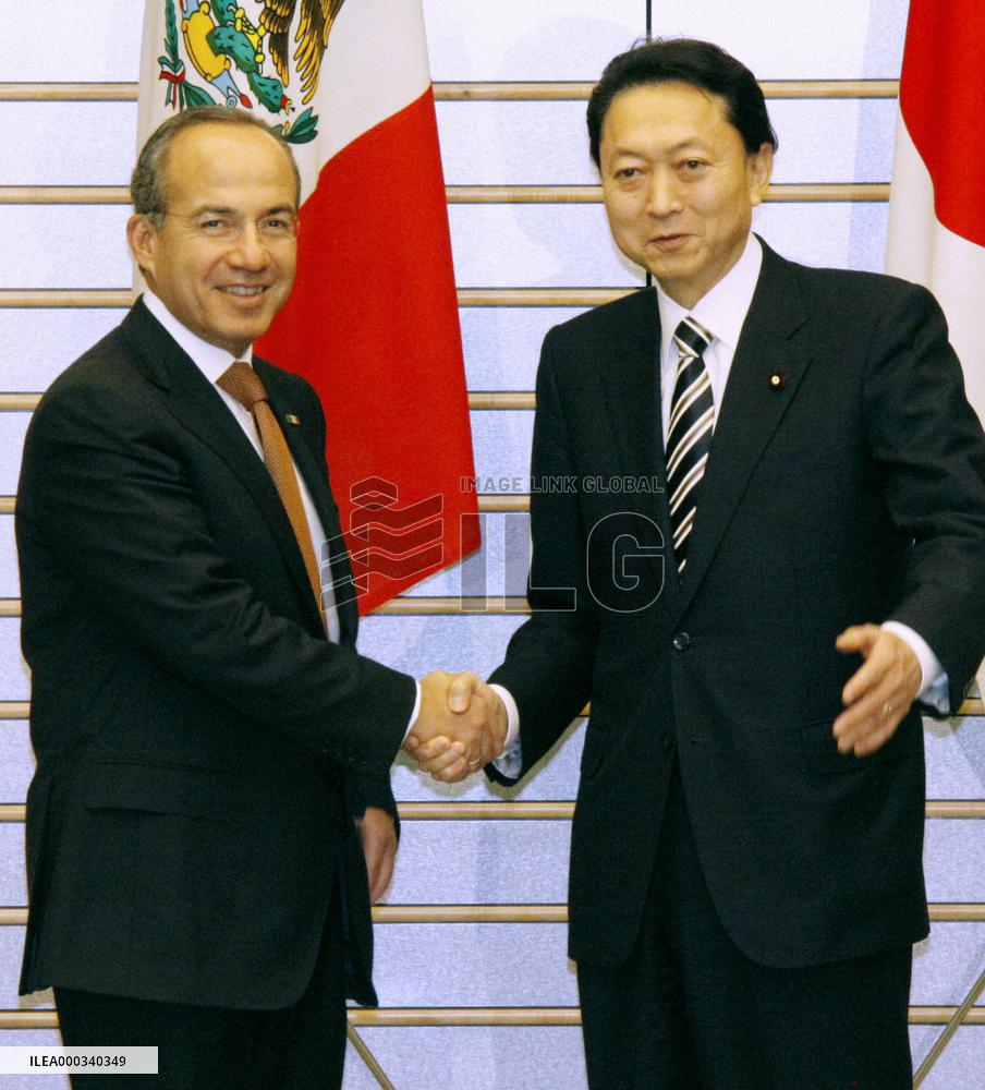 Hatoyama, Calderon meet