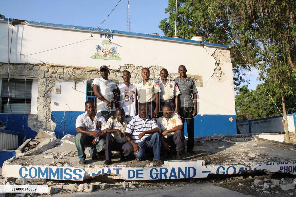 Police officers in quake-hit Haitian village