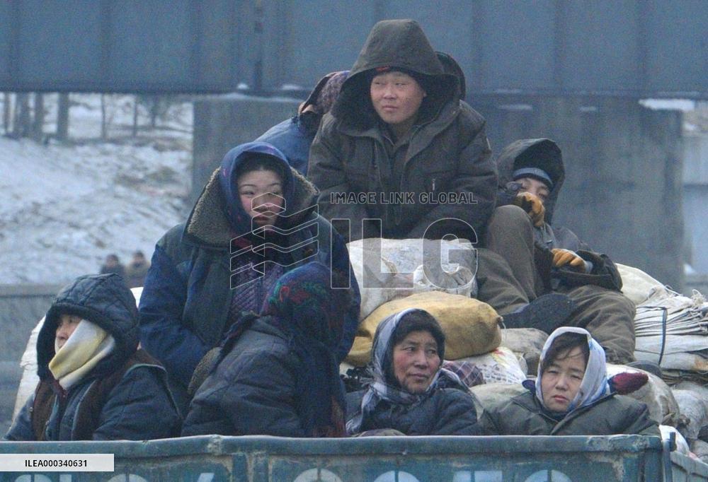 People in Pyongyang