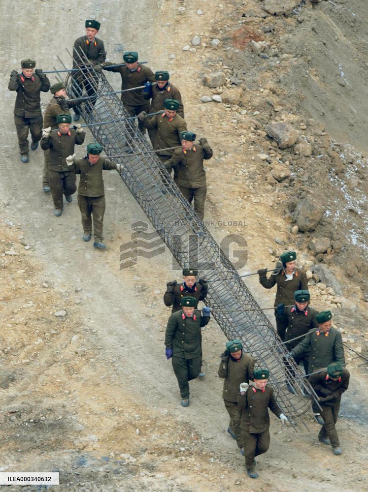 N. Korean soldiers in Pyongyang