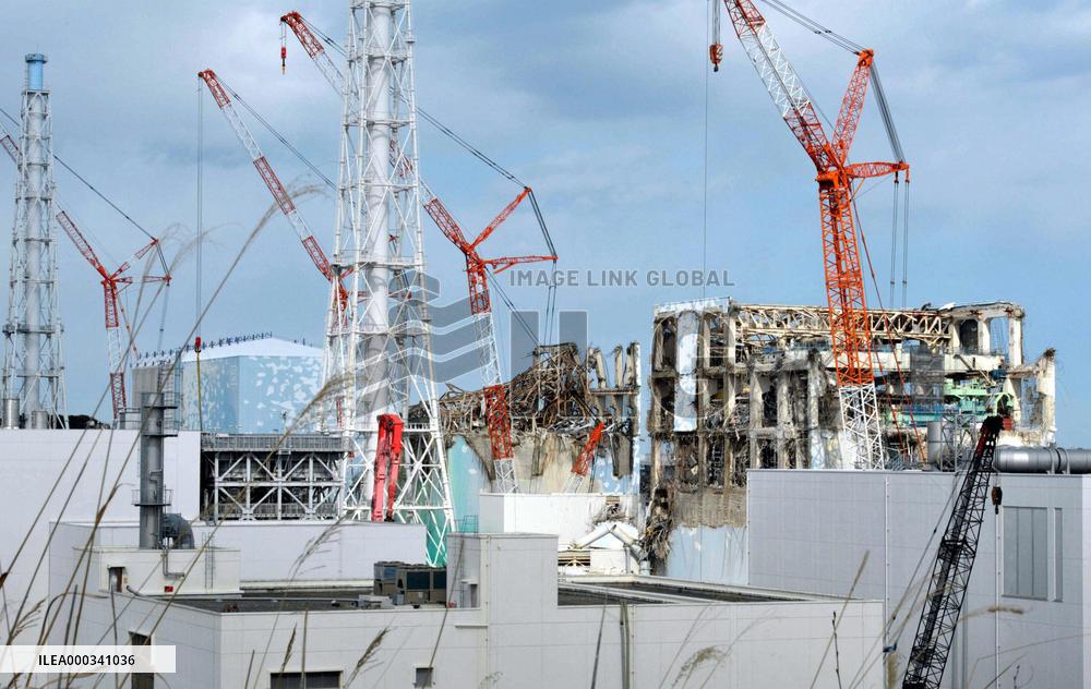 Reporters allowed to visit Fukushima complex