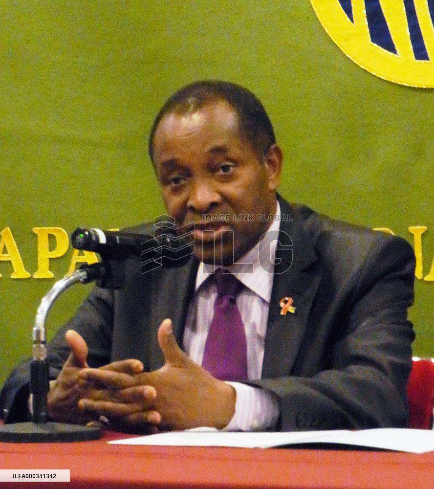 Mozambique premier in Japan