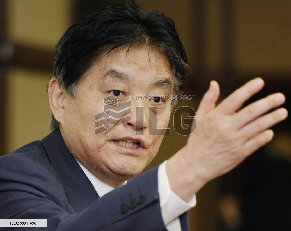 Kawamura defends Nanjing Massacre remarks