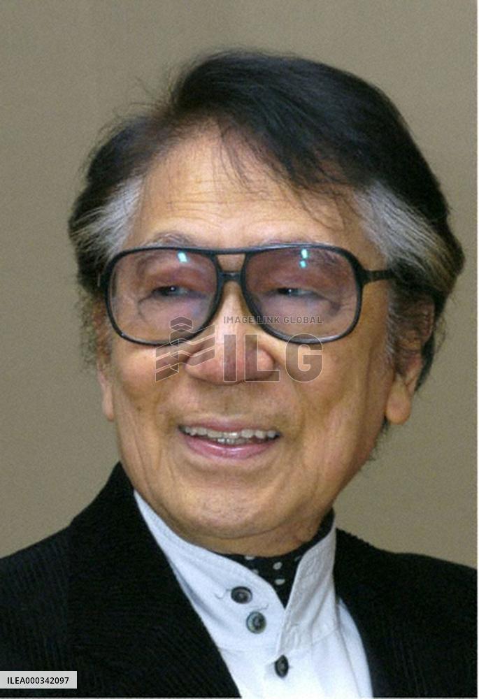Chanson singer Ashino dies
