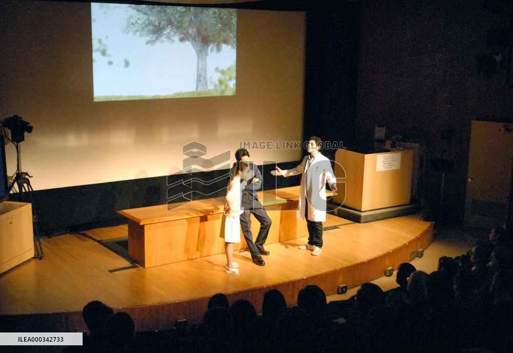 Play about Fukushima post-disaster struggle