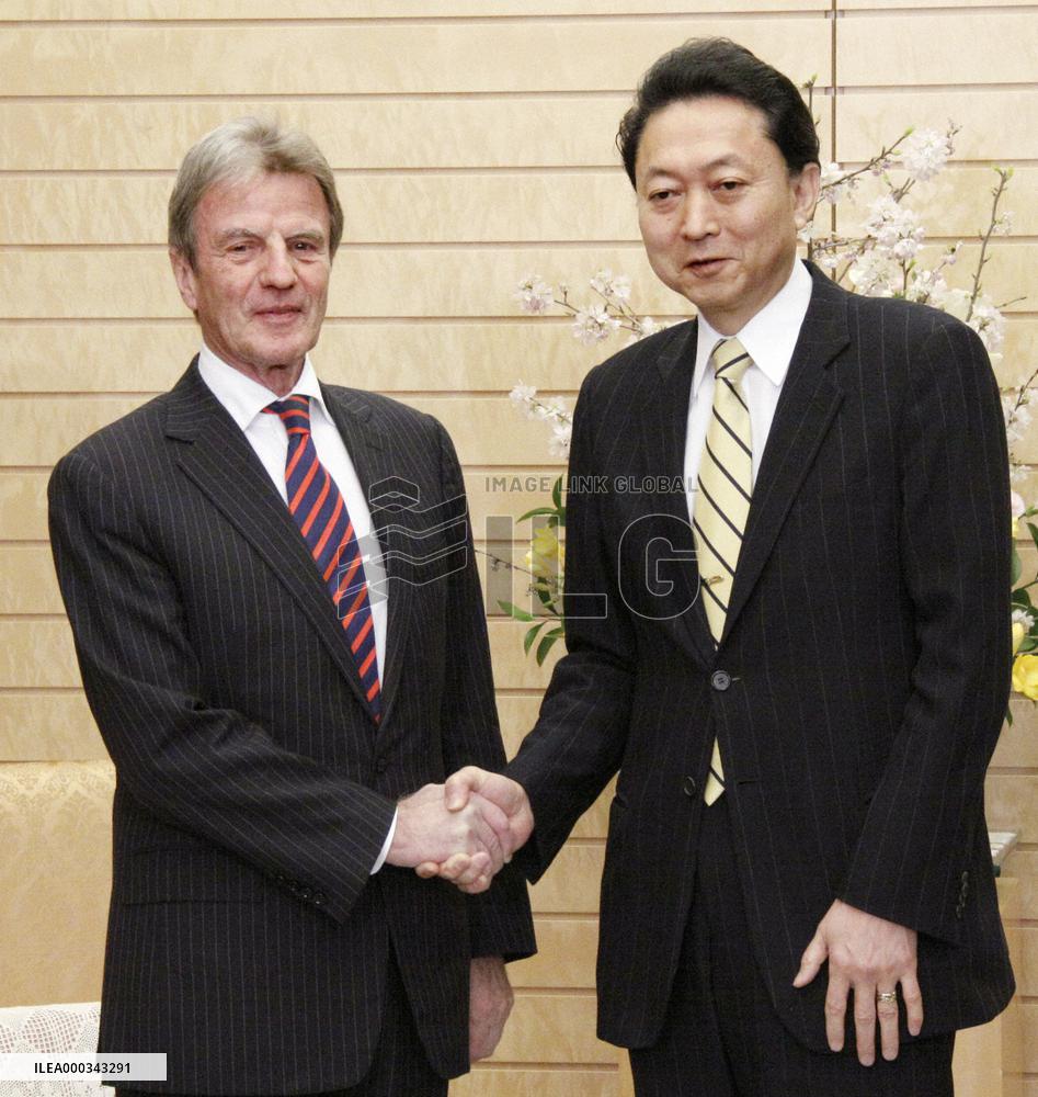 French Foreign Minister Kouchner meets with Hatoyama