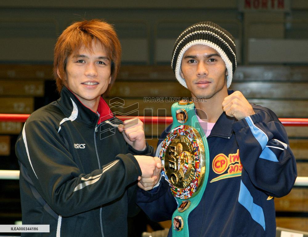 Kuroki to challenge Sithsanerchai