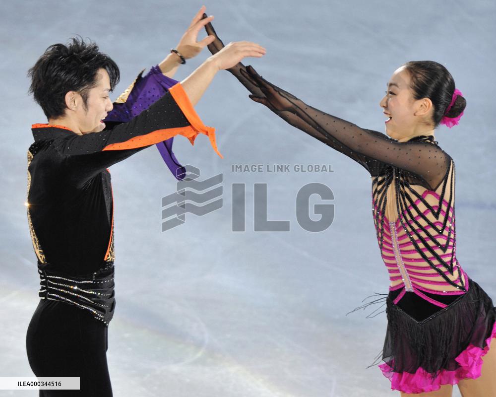 Takahashi, Asada perform at worlds exhibition gala