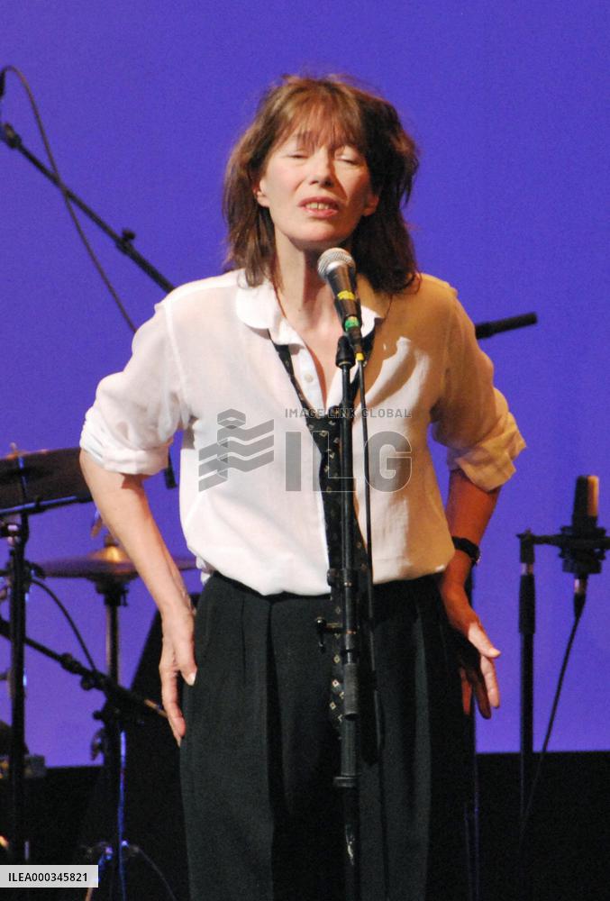 Jane Birkin at Paris charity concert for Japan