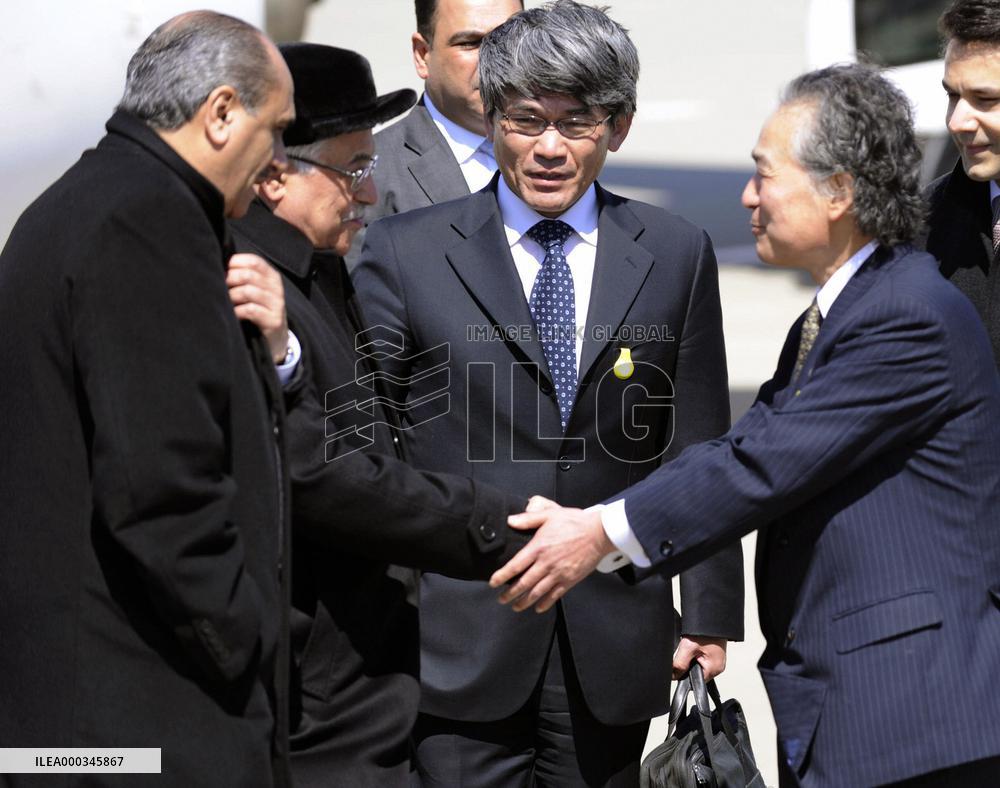 Abbas in Japan