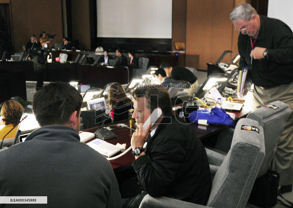 N. Korea launches rocket