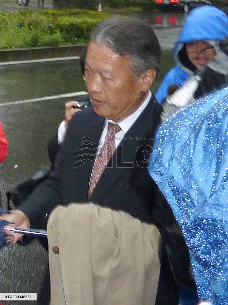 Hatoyama's ex-secretary given suspended sentence over funds