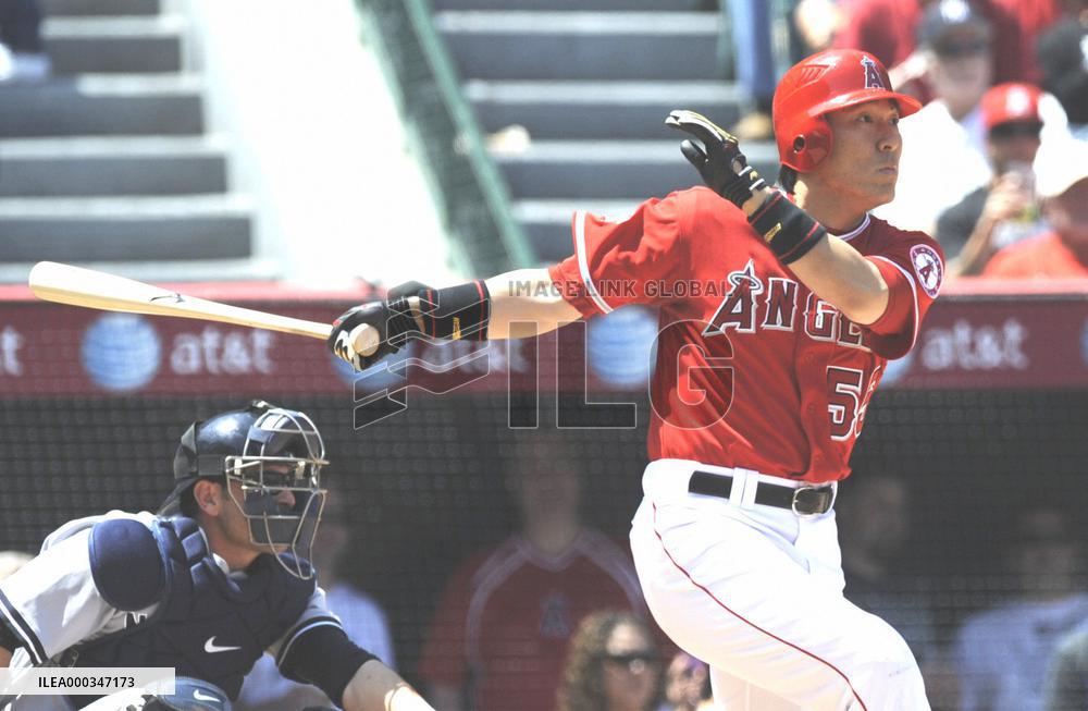 Matsui gets within 1 hit of 1,000 in MLB