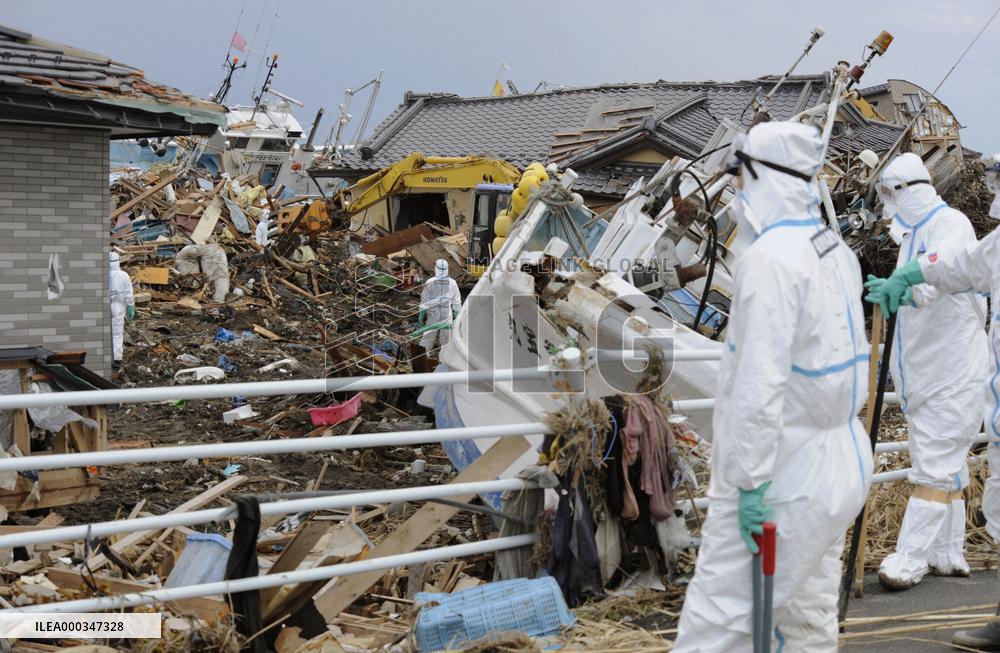 Search for disaster victims in Namie