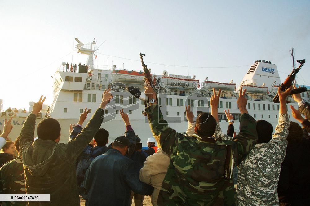 Turkish medical ship arrives in Benghazi