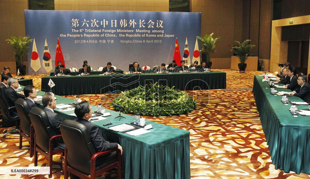 Gentildonna wins Oka-sho