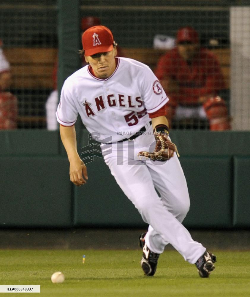 H. Matsui plays defense for 1st time in 2 yrs