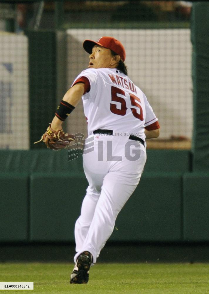 H. Matsui plays defense for 1st time in 2 yrs