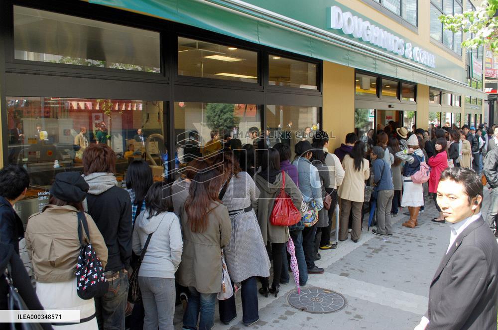 CORRECTED Krispy Kreme Doughnuts in Osaka