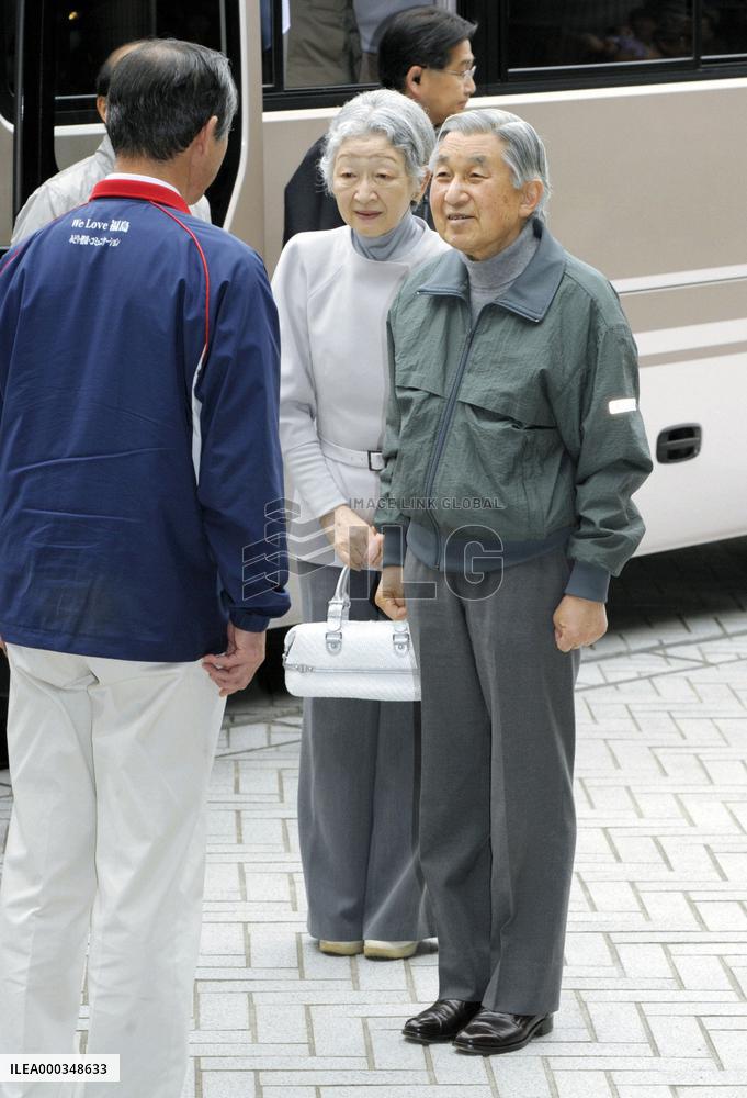 Emperor, empress visit disaster-hit Fukushima