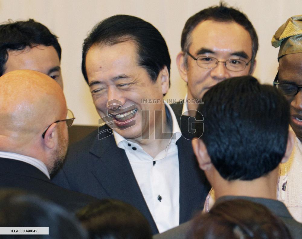 CORRECTED Gov't promotes safety of Japanese food products