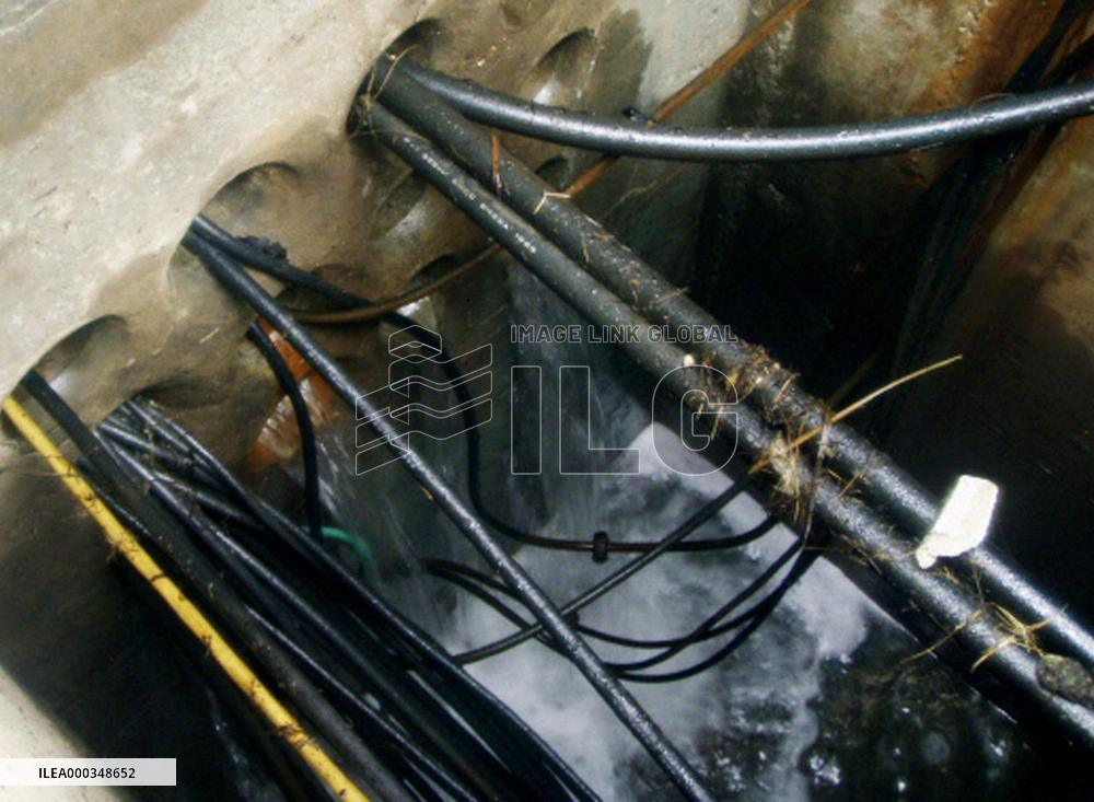 Water running into a pit of Fukushima Daiichi nuke plant