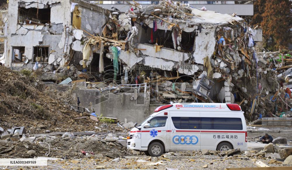 Nearly 3,000 taken to hospitals by ambulances from quake shelters