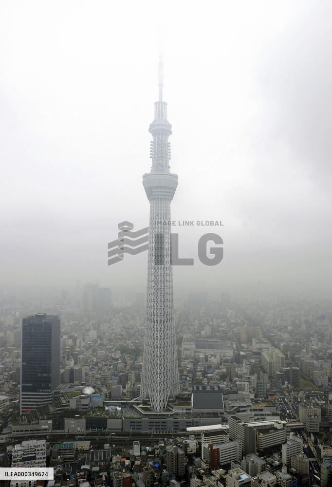 Tokyo Skytree opens