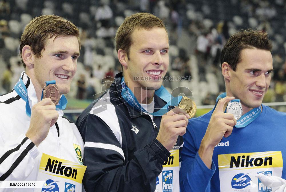 Dale Oen dies during training camp