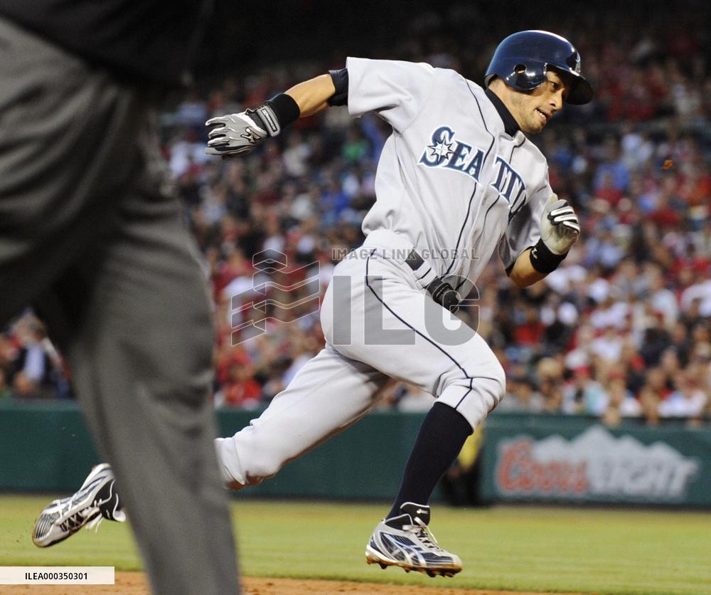 Ichiro plays against Angels