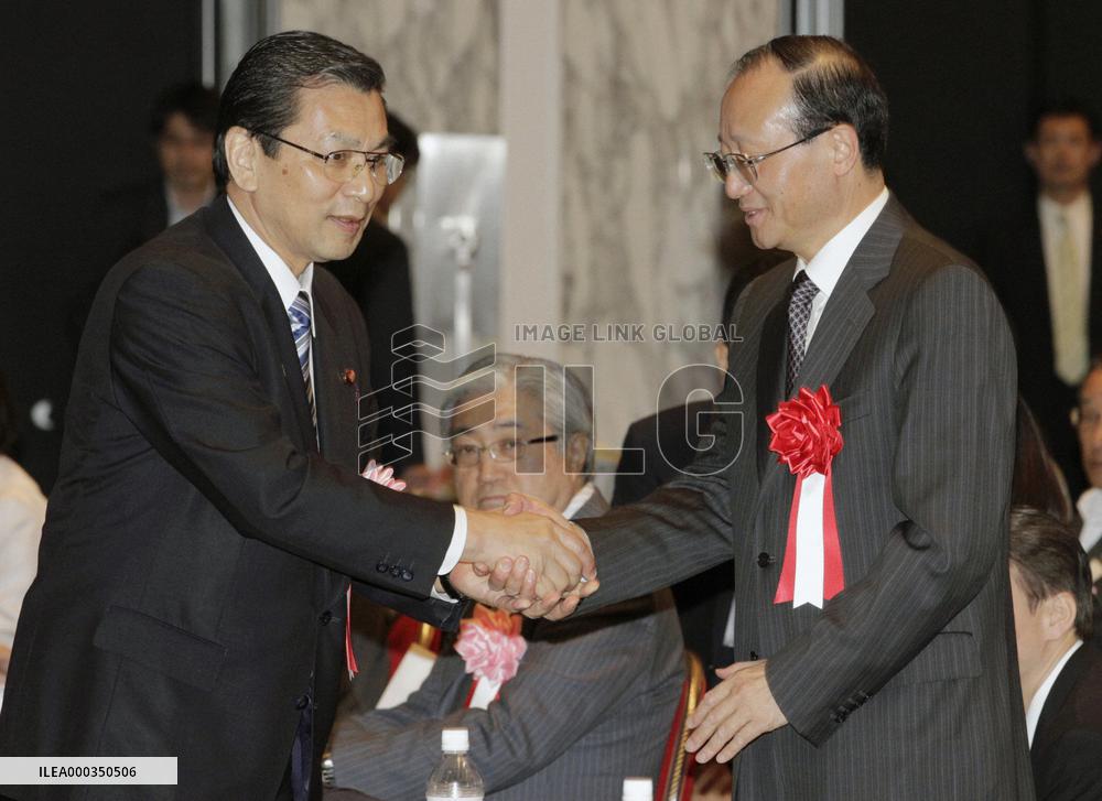 China tourism chief in Japan