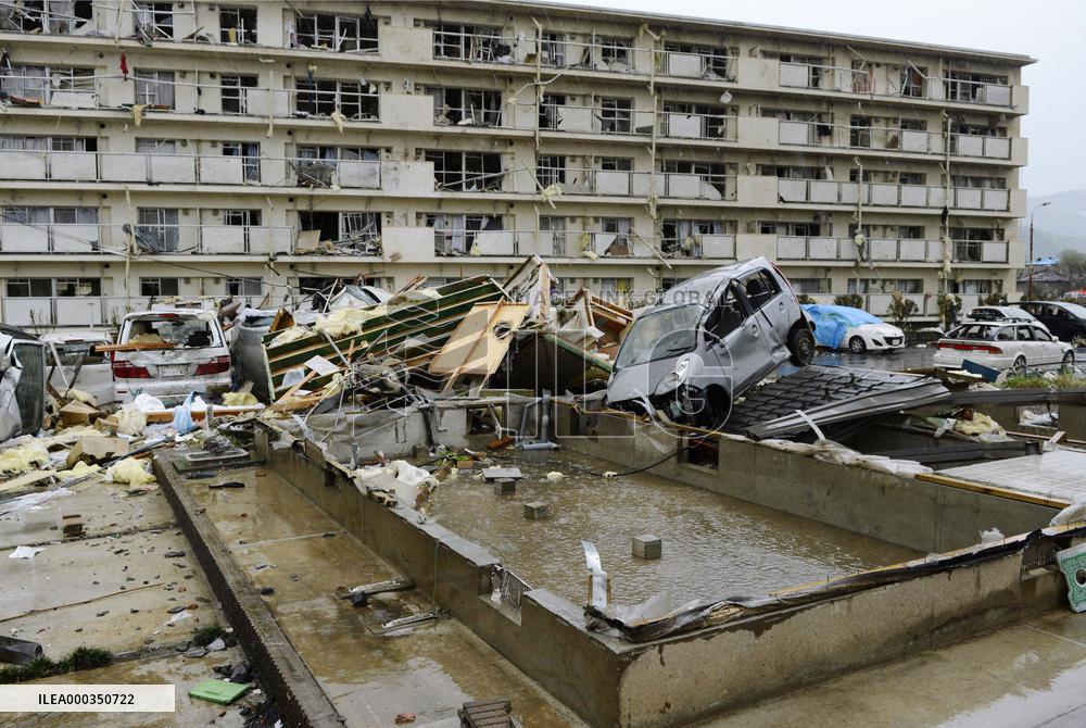 Tornadoes hit Ibaraki, Tochigi