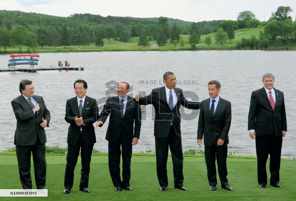 G-8 leaders in G-8 summit