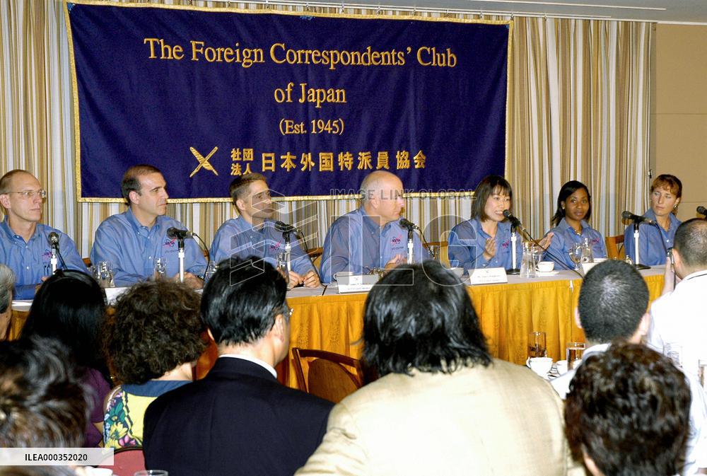 Space shuttle crew in Tokyo