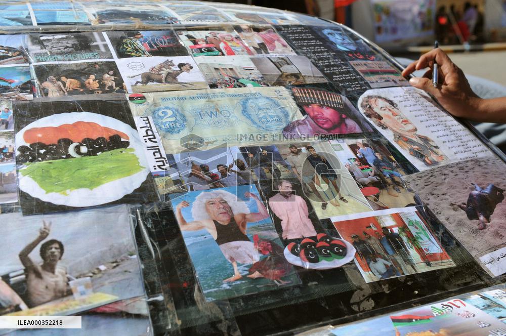 Anti-Gaddafi paintings in Libya