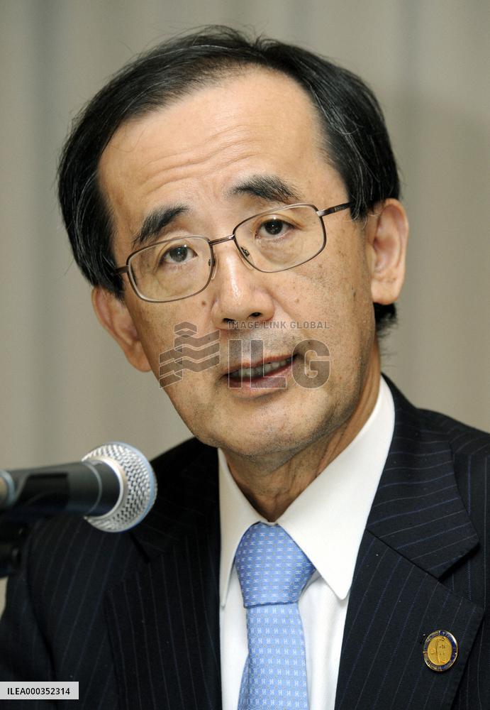 G-20 agrees to cut deficits, tighten regulations