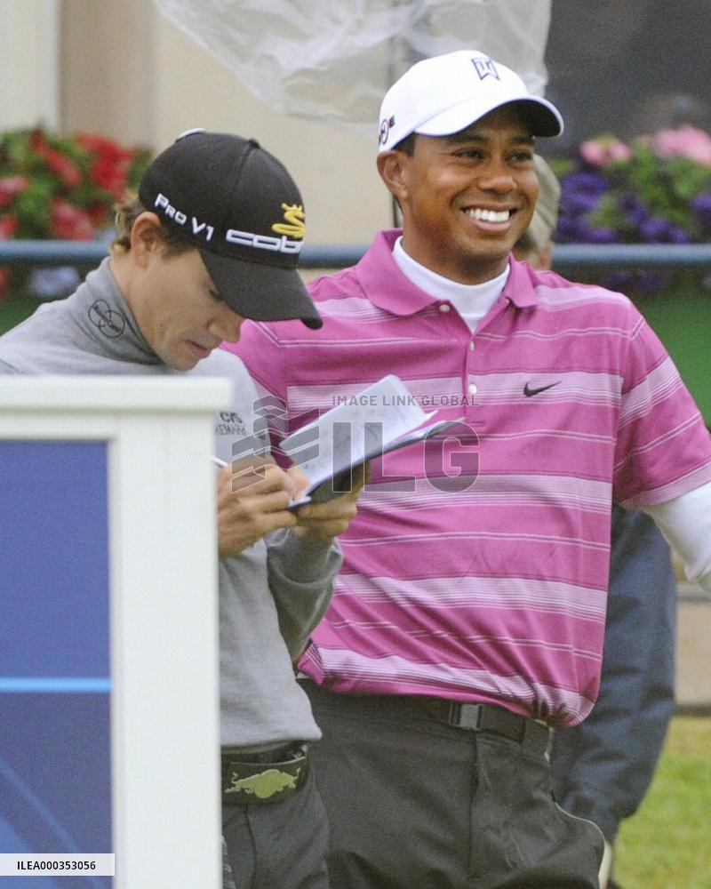 Woods at British Open 1st round