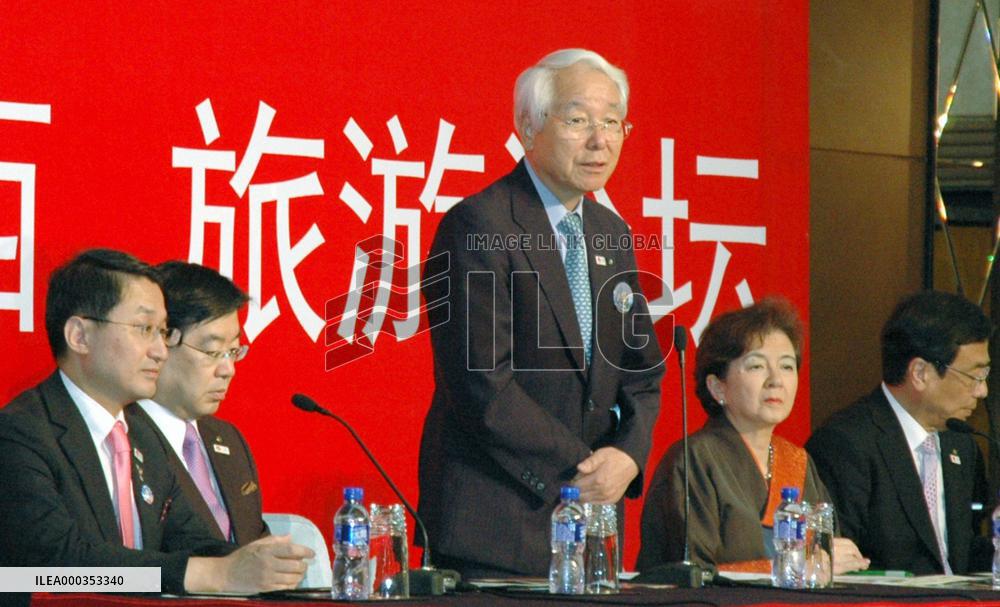 Kansai governors promote tourism