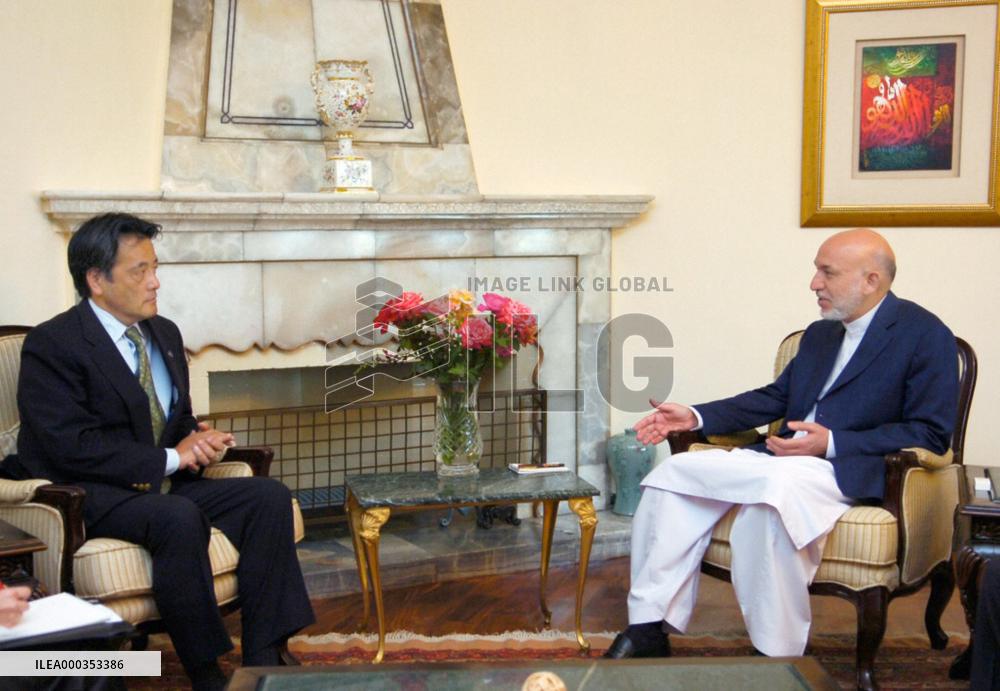 Japan pledges $1.1 bil. in aid to Afghan